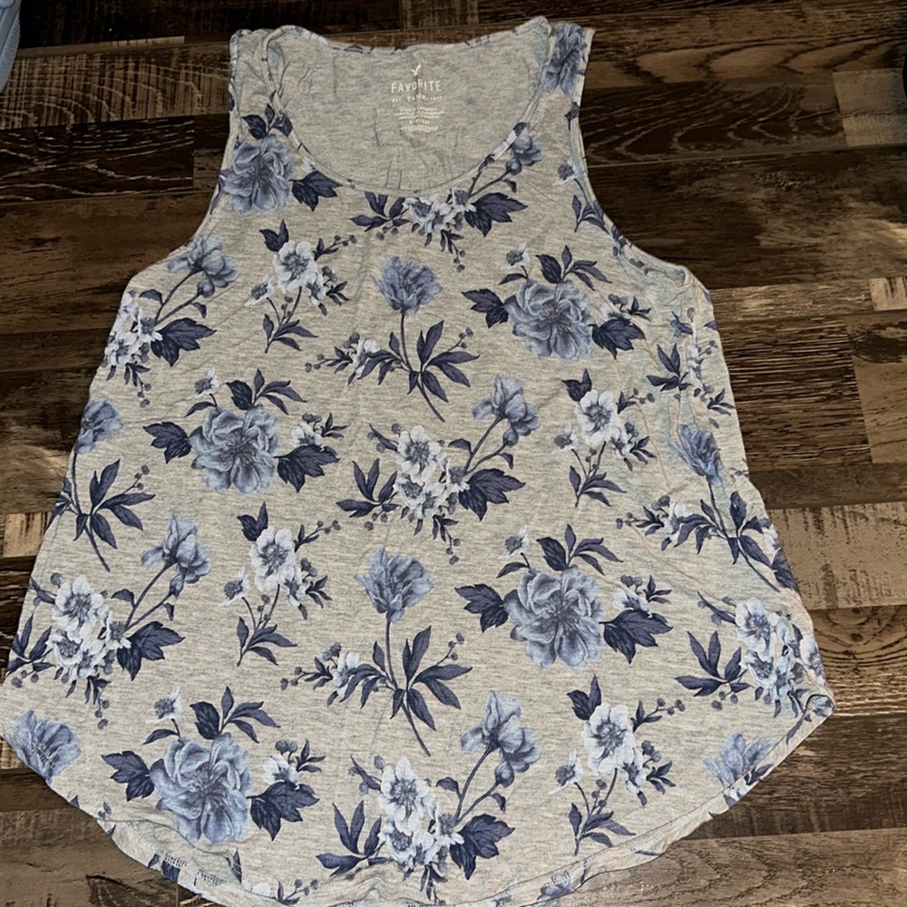 American eagle tank 
Size S